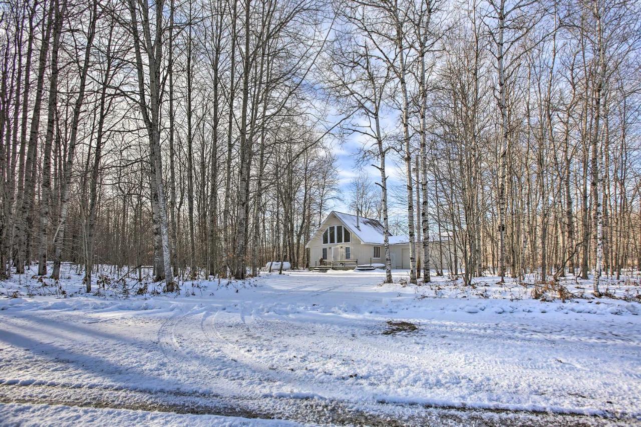 Lakes Of The North Home On Snowmobile And Atv Trail! Mancelona ภายนอก รูปภาพ