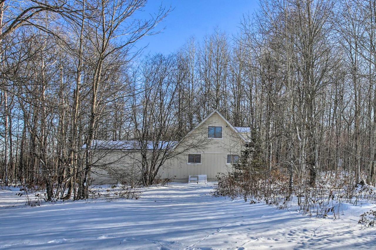Lakes Of The North Home On Snowmobile And Atv Trail! Mancelona ภายนอก รูปภาพ